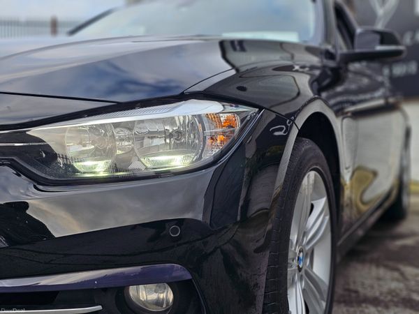 BMW 330E // LOW MILEAGE // 01/27 NCT 379163854