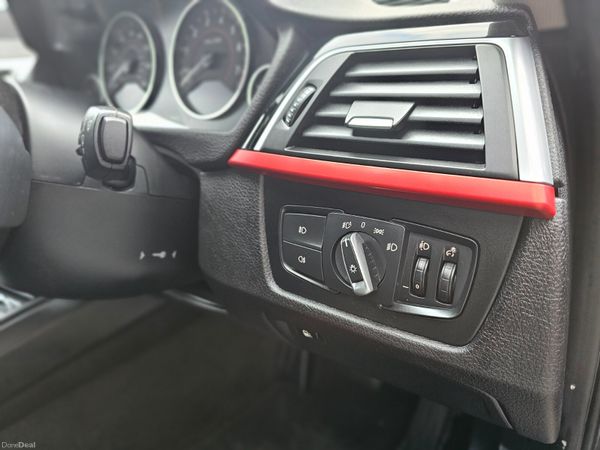 BMW 330E // LOW MILEAGE // 01/27 NCT 379163834