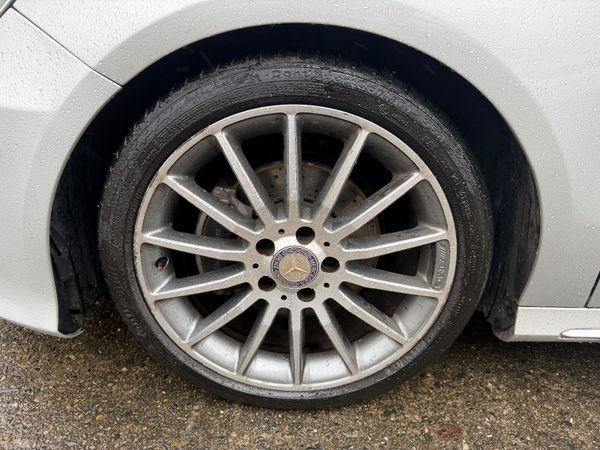 Mercedes-Benz-A-Class A180 AMG AUTO 379165968