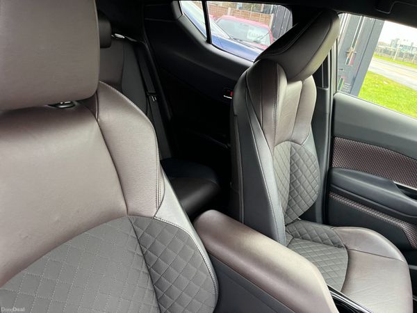 TOYOTA C-HR 2018, 1.8 HYBRID AUTO LOW KM HIGH SPEC 379103408