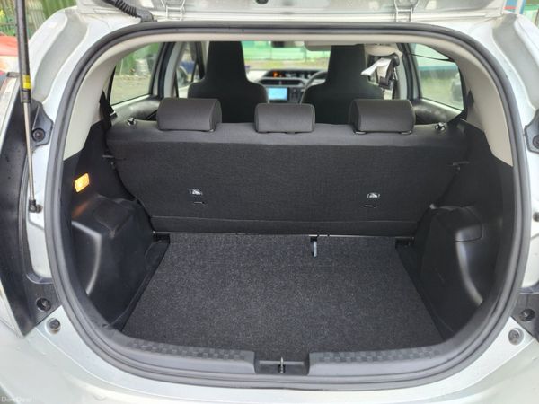 Toyota Aqua 2020 379115308