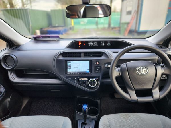 Toyota Aqua 2020 379115316