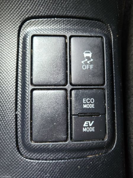 Toyota Aqua 2020 379115322