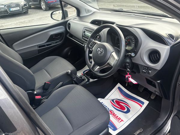 Toyota Yaris 2017 1.0 L petrol LOW KMS 379122268