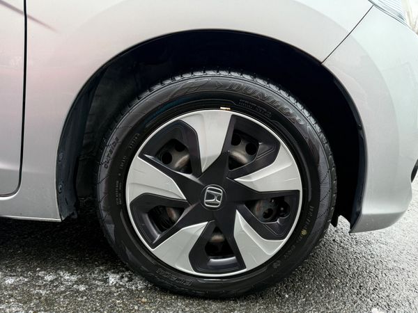 2018 Honda Fit 1.5L Hybrid Automatic 379257324