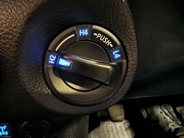 171 Toyota Hilux Extra-Cab 2.3D4D 4 Seat 379260318