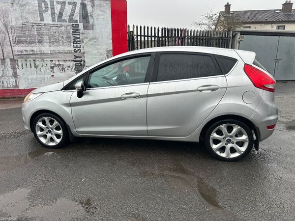Ford Fiesta 1.6 Petrol ZETEC S NCT TAX 379265292