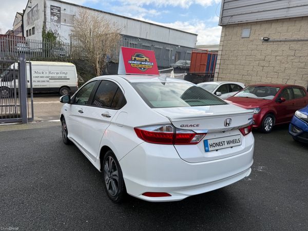 2015 Honda Grace 1.5L Hybrid Automatic 379293168