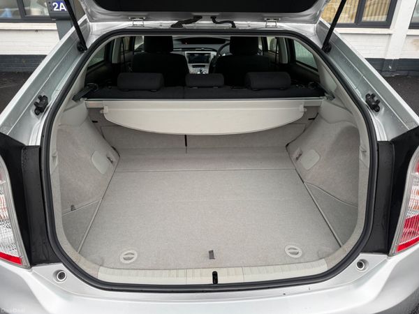 2015 Toyota Prius 1.8 Hybrid auto, 34K Miles 379294632