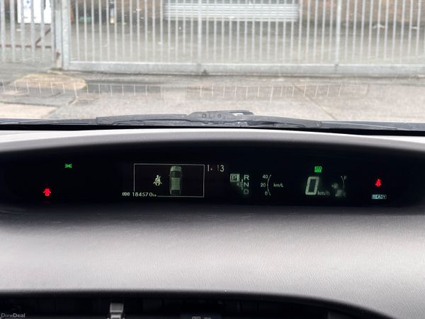 2014 Toyota Prius*FRESH NCT*TAX AUG 26* 379235557