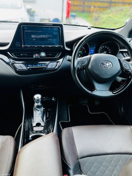 Toyota CHR 1.8 Hybrid High Spec 34000kms 2018 379362626