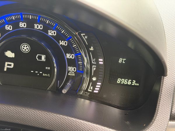 Suzuki Swift hybrid 2014 379382656