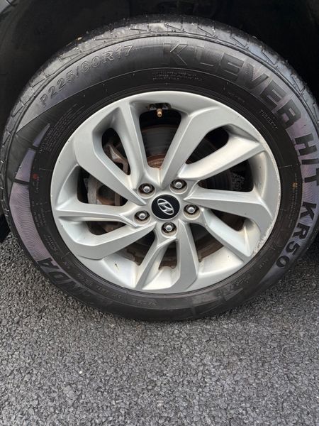 172 Hyundai Tucson - Immaculate 379384096