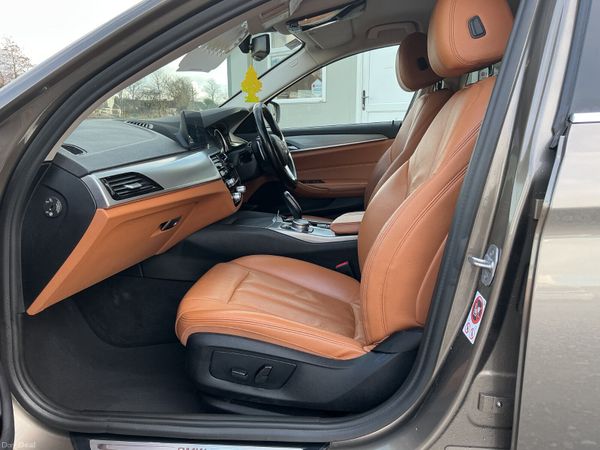 2017 BMW520d AUTOMATIC FULL LEATHER SPOTLESS 379384960