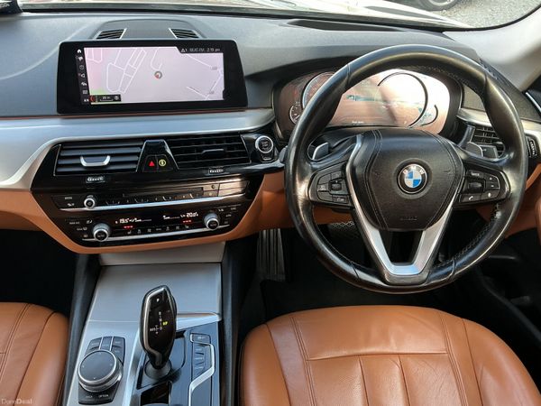 2017 BMW520d AUTOMATIC FULL LEATHER SPOTLESS 379384962