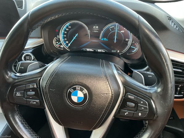 2017 BMW520d AUTOMATIC FULL LEATHER SPOTLESS 379384964
