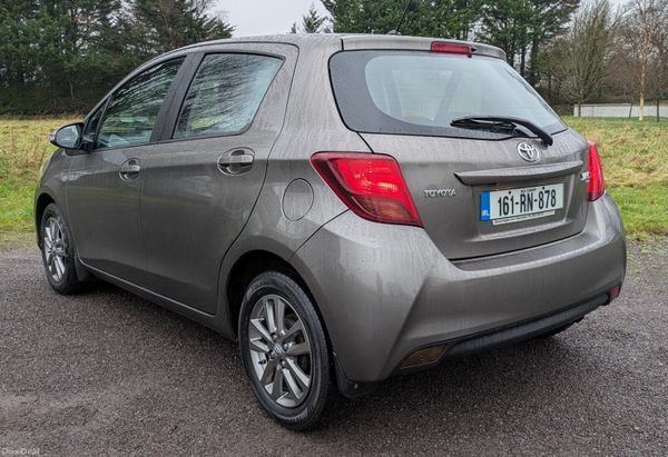 TOYOTA YARIS LUNA/ REVERSE CAMERA /NEW NCT 379306427