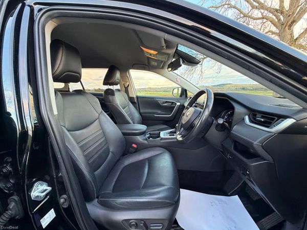 Toyota RAV4 2022 Hybrid Sol 2.5 Huge Spec 379441022