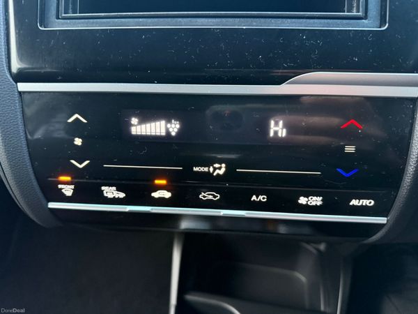 2018 Honda Fit 1.5 Hybrid Automatic 379470900