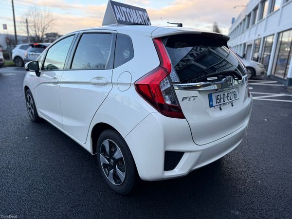 2015 HondaJazz/ Fit 1.5 Hybrid Automatic 379472182