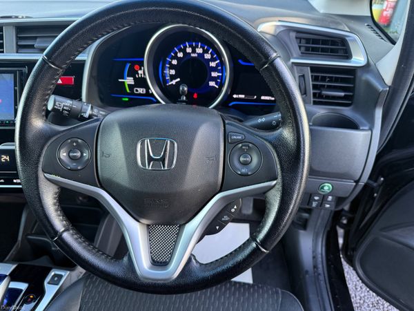 2016 Honda Jazz/Fit 1.5 Hybrid Automatic 379472694