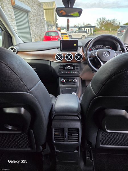 Mercedes-Benz B-Class 2012 379481670