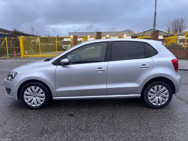 2014 Volkswagen Polo *LUXURY TRIM*FRESH SERVICE* 379438921