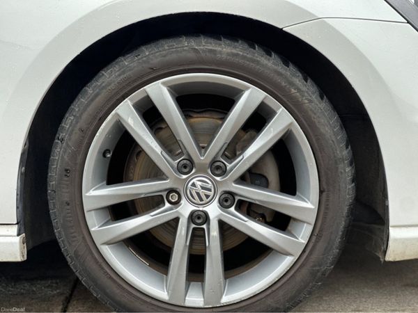 Volkswagen Golf EDITION-R 1.6 TDI MANUAL 5SPEED 5D 379547338
