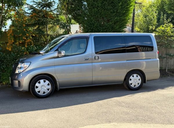 Nissan elgrand 2.5 jdm  import 379554528