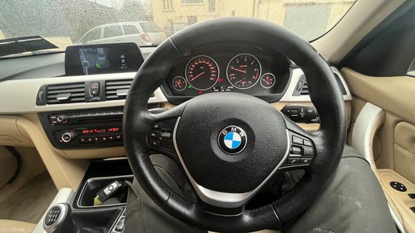 BMW 3-Series 2014 (Reserved) 379556790