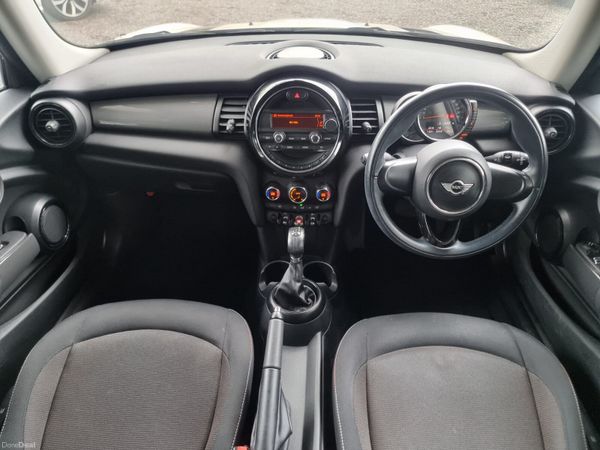 2014 Mini Cooper Automatic 379501212