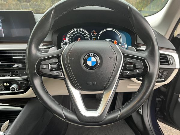 BMW 5-Series 520d SE 18" Auto 379514878