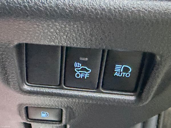 Toyota C HR 2018 379658536