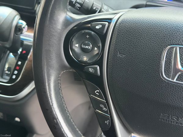 Honda Odyssey 2016 lux 379659022