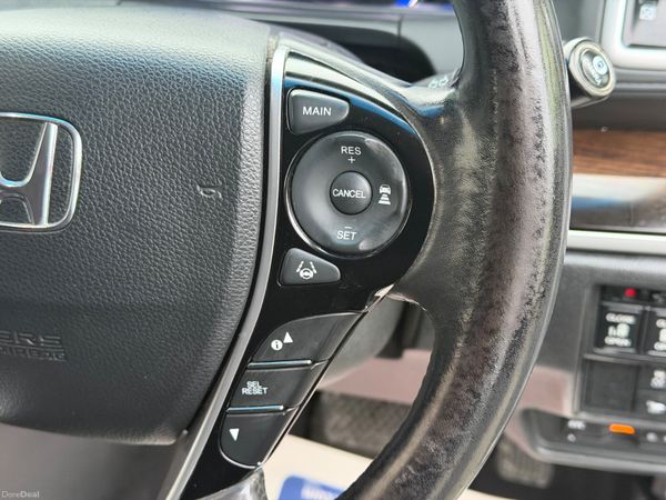 Honda Odyssey 2016 lux 379659024