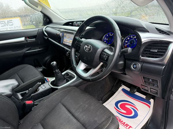 202 Toyota Hilux Invincible Low Miles***** 379665267