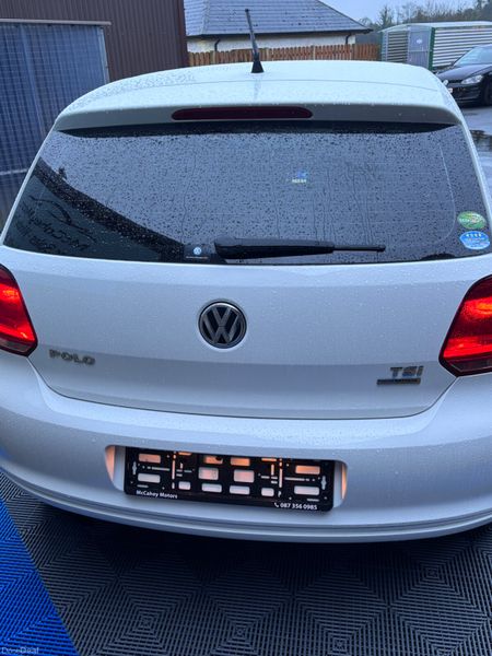 Volkswagen Polo 2014 379680184