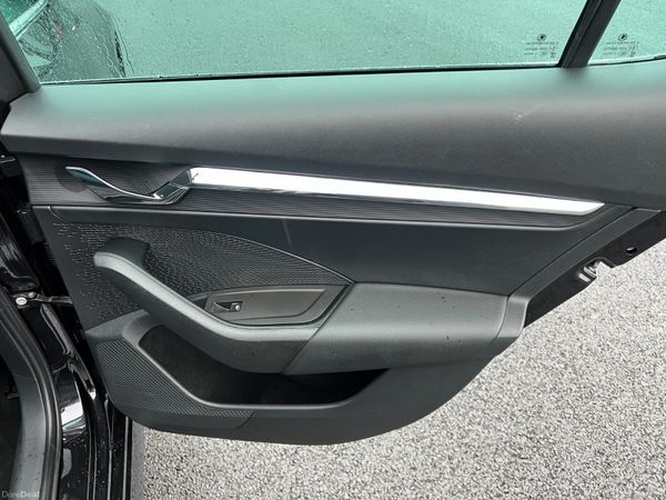 222 Skoda Octavia 2.0 TDI SEL - DSG Auto 379691170