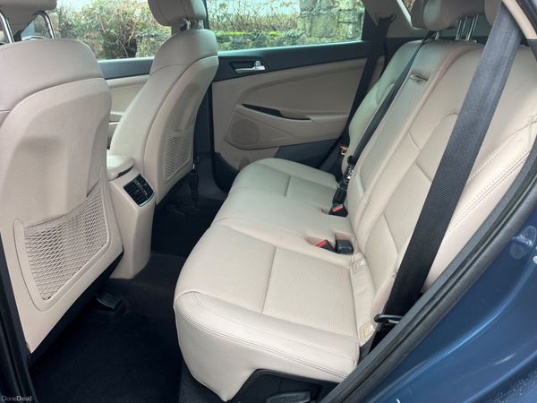 Hyundai Tucson 1.7 D Executive SE 379695832