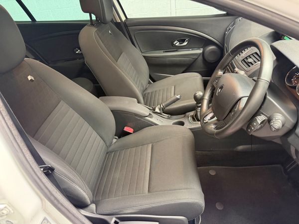 Renault Megane 2015     NEW NCT ! 379699450