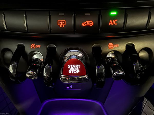 202 Mini 1.5 3 Door * V Low Klms * 379699648