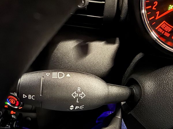 202 Mini 1.5 3 Door * V Low Klms * 379699660