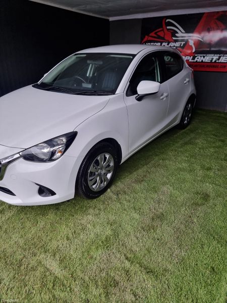 2016 Mazda Demio Automatic 379605388