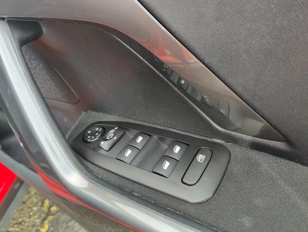 Peugeot 2008 2017 low km 379618022