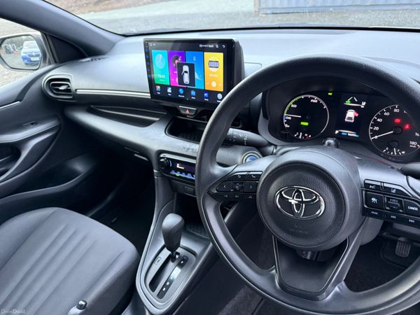 Toyota Yaris 2020 379623346