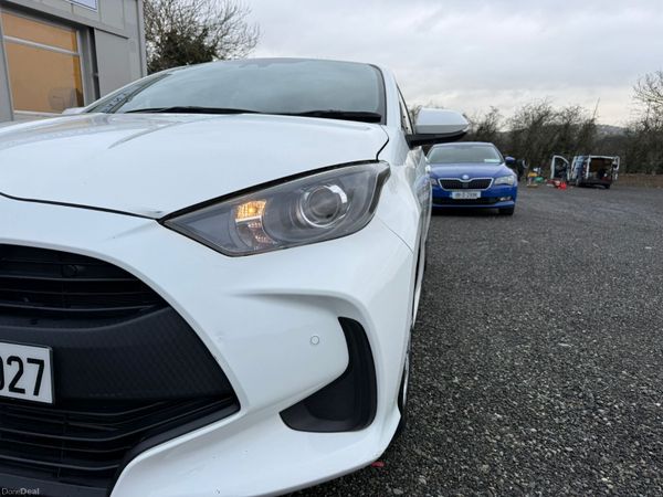 Toyota Yaris 2020 379623338