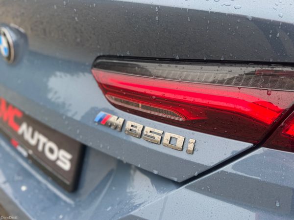 BMW M850i 2019 MASSIVE SPEC 379637170