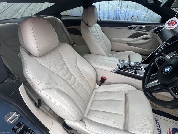 BMW M850i 2019 MASSIVE SPEC 379637192