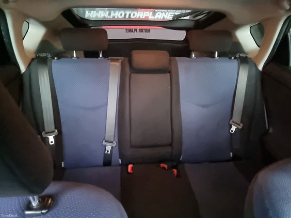 2014 Toyota Prius Automatic 379637678