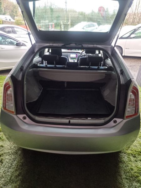 2014 Toyota Prius Automatic 379637638